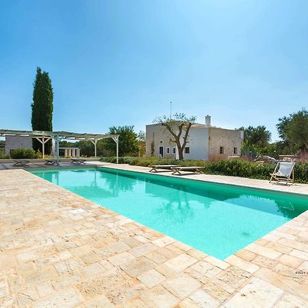 Casale Con Cipresso Villa ออสตูนี ภายนอก รูปภาพ