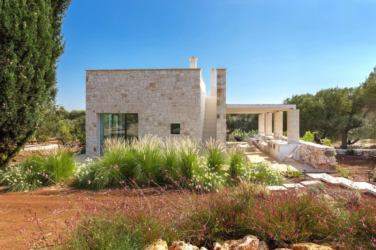 Casale Con Cipresso Villa ออสตูนี ภายนอก รูปภาพ