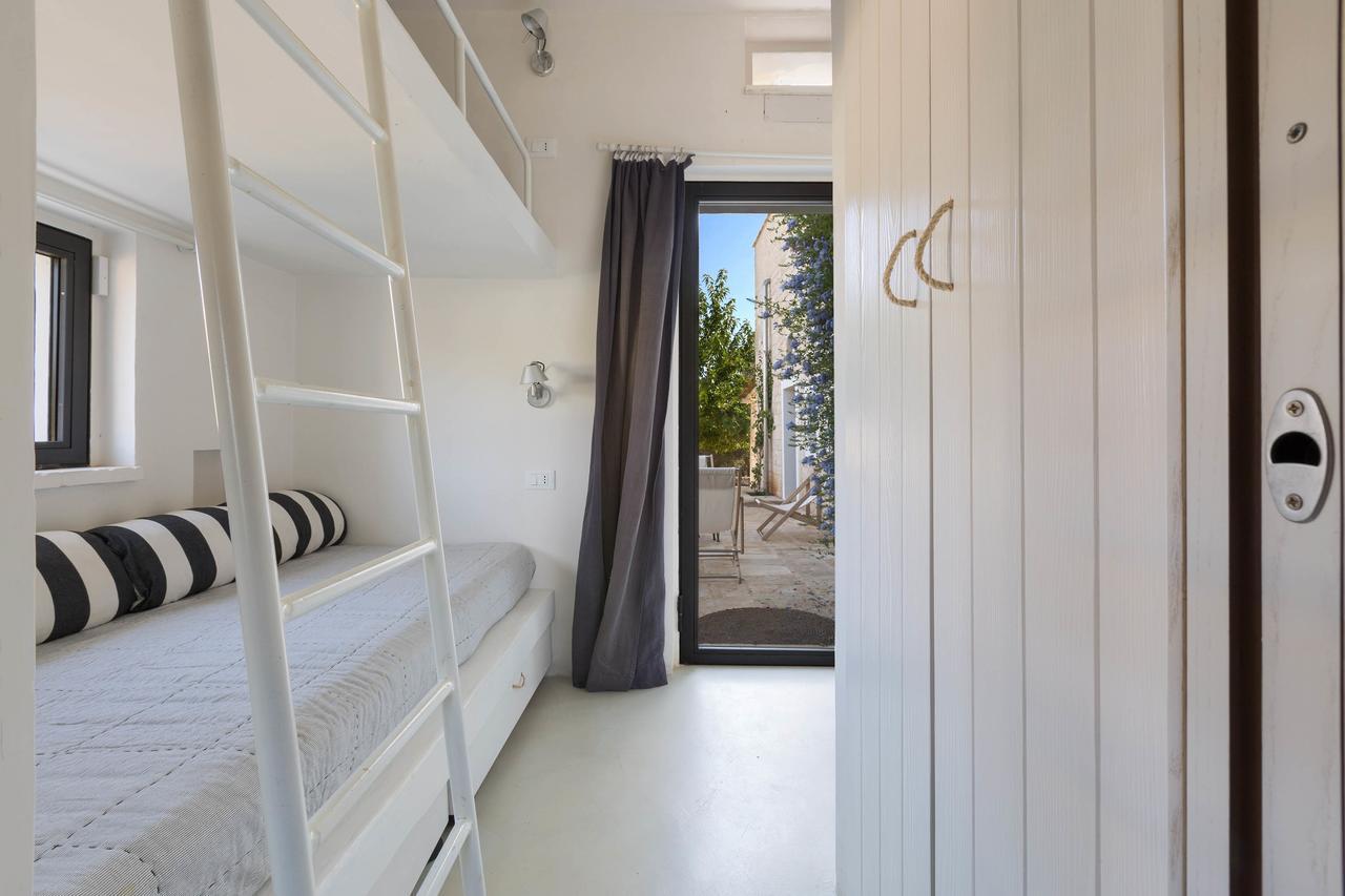 Casale Con Cipresso Villa ออสตูนี ภายนอก รูปภาพ