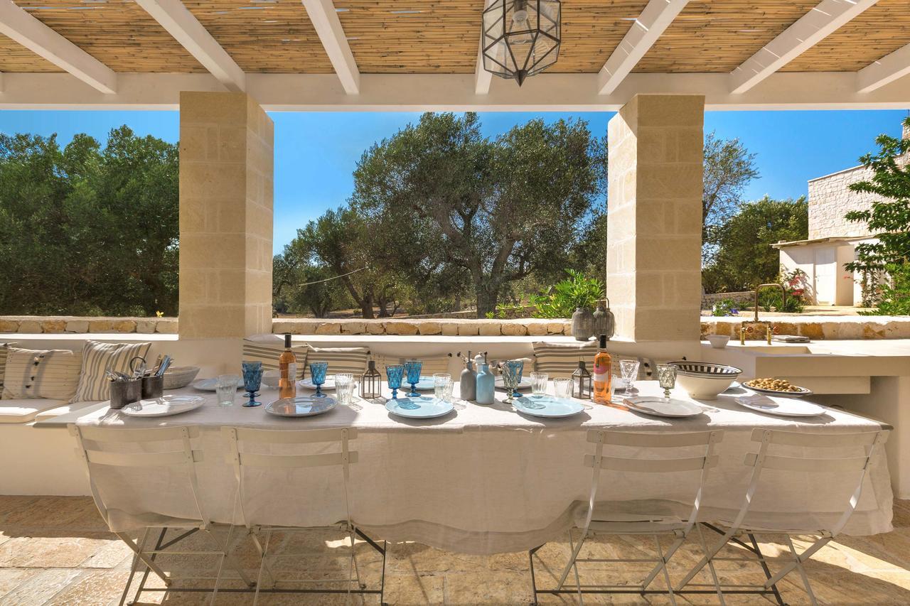 Casale Con Cipresso Villa ออสตูนี ภายนอก รูปภาพ