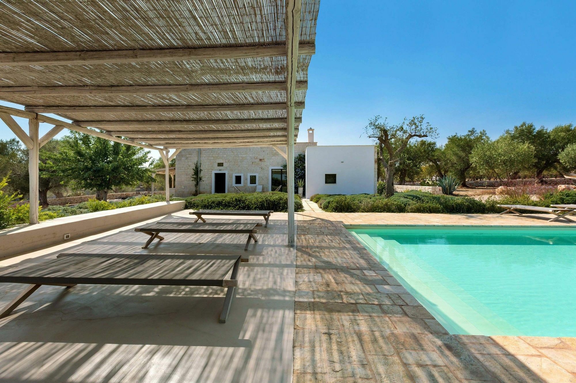 Casale Con Cipresso Villa ออสตูนี ภายนอก รูปภาพ